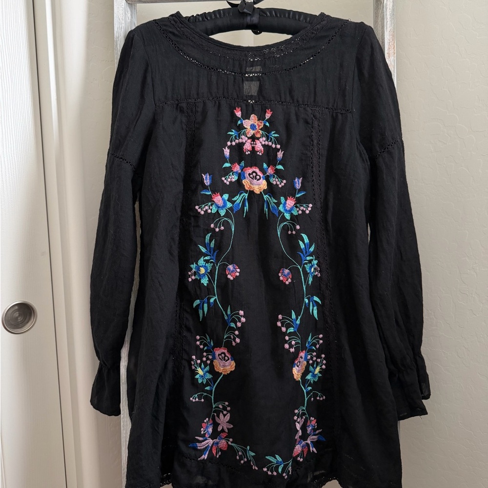Umgee Black Lace Detail Top